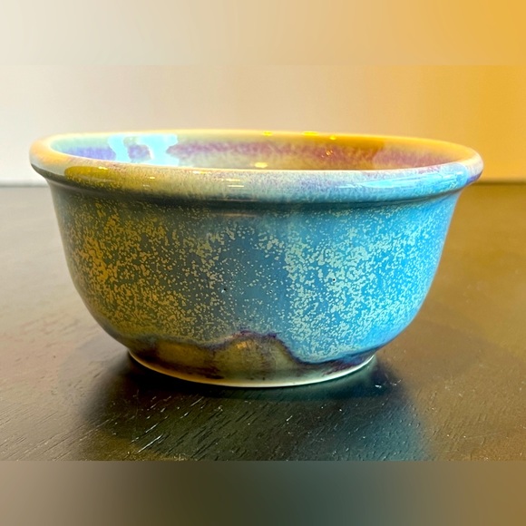 VTG BRUNING POTTERY, DRIP GLAZE HAND THROWN LARGE BOWL SIGNED Made In Seattle WA - Picture 1 of 9